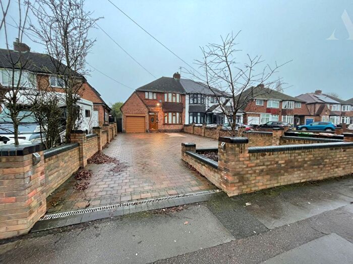 3 Bedroom Semi-Detached House To Rent In Green Lane, Castle Bromwich, Birmingham, West Midlands, B36