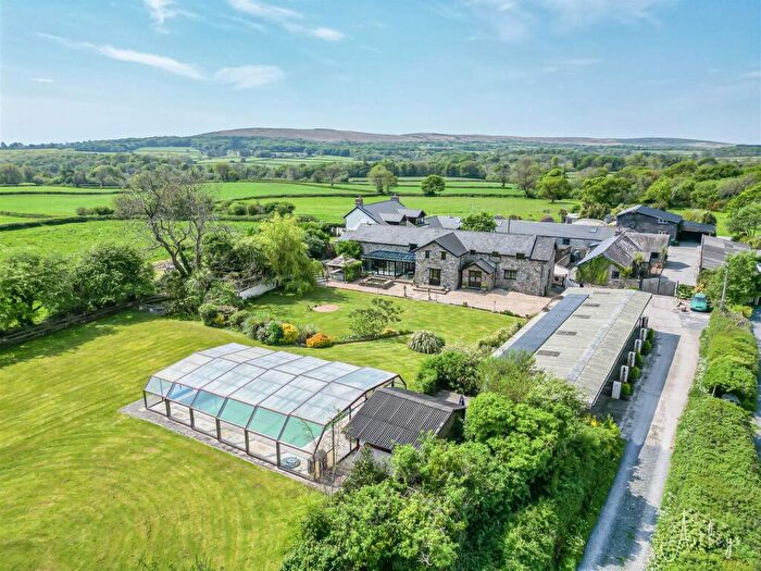 4 Bedroom Detached House For Sale In Ilston, Swansea, SA2