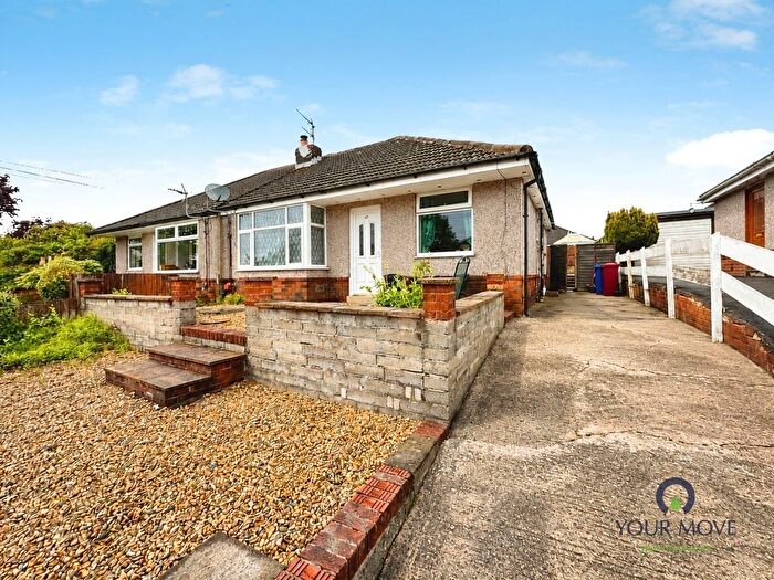 2 Bedroom Bungalow For Sale In Holden Fold, Darwen, Lancashire, BB3