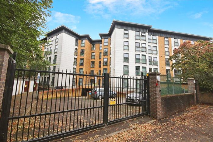 1 Bedroom Apartment To Rent In Mount Lane, Bracknell, Berkshire, RG12