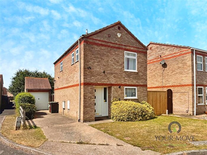 3 Bedroom Detached House To Rent In Sturdee Close, Eastbourne, East Sussex, BN23