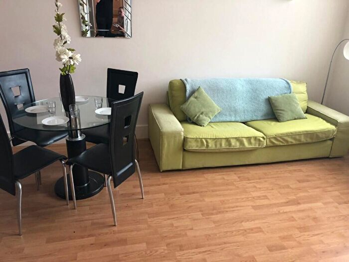 2 Bedroom Apartment To Rent In Newhall Street, Birmingham, B3