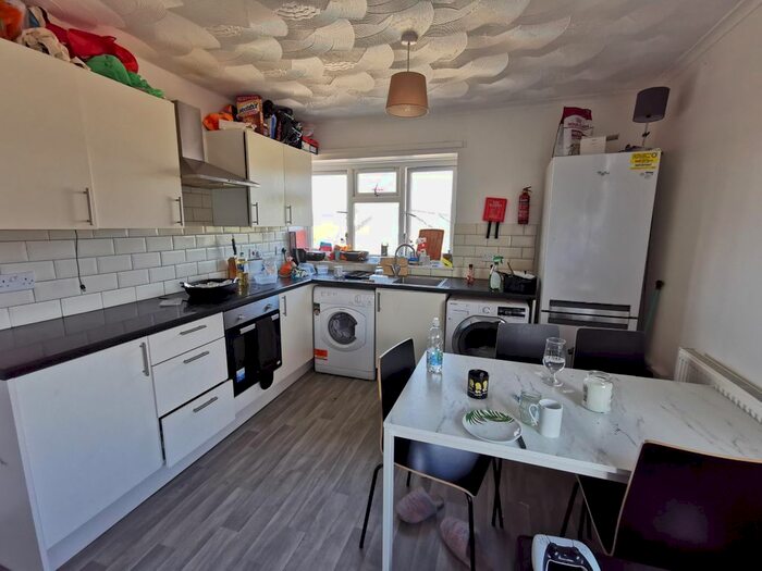 4 Bedroom Flat To Rent In Northfields, Norwich, NR4