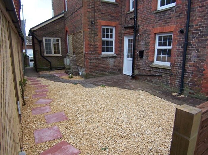 2 Bedroom Maisonette To Rent In Framfield Road, Uckfield, TN22