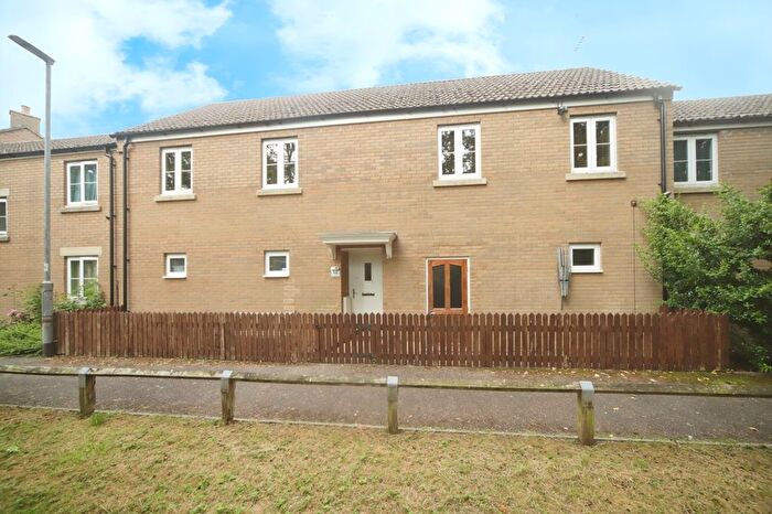 2 Bedroom Maisonette For Sale In Marshall Court, Station Road, Taunton, TA2