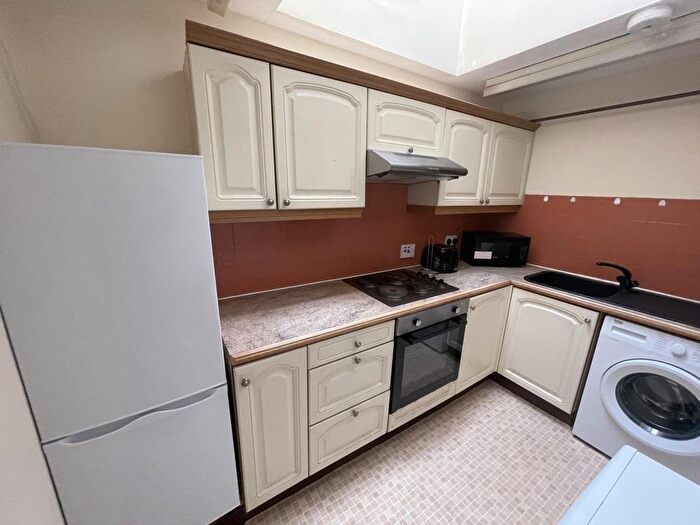 2 Bedroom Flat To Rent In Dundee, DD1