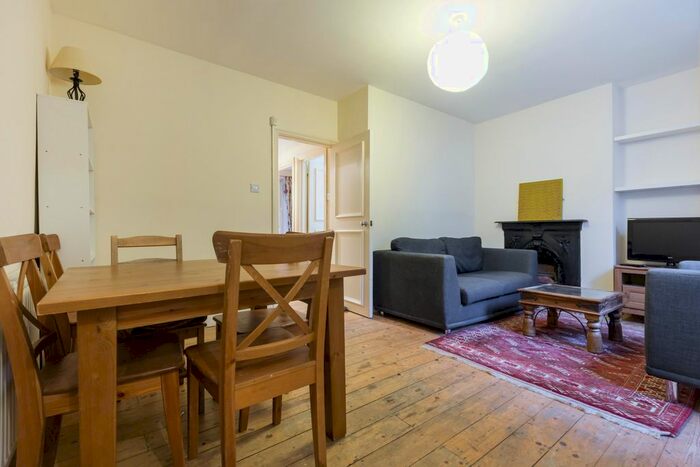 2 Bedroom Flat To Rent In Huddlestone Road, London, Dartmouth Park, N7