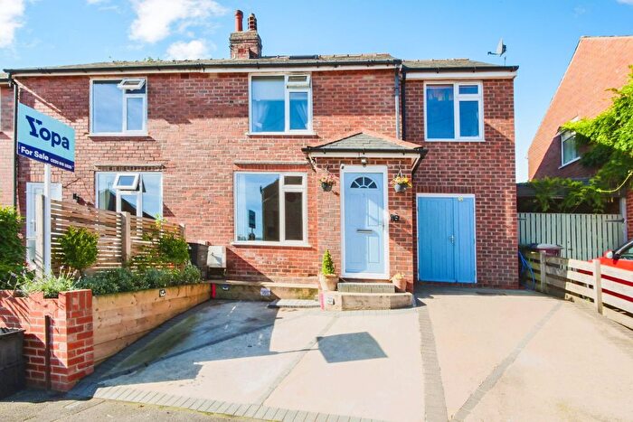 4 Bedroom Detached House For Sale In Winchester Avenue, York, YO26