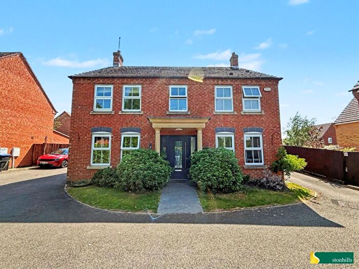 4 Bedroom Detached House For Sale In Bancroft Close, Wootton, Northampton, NN4