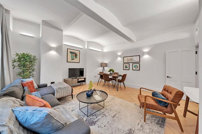 1 Bedroom Flat To Rent In Kensington Gore, London, SW7