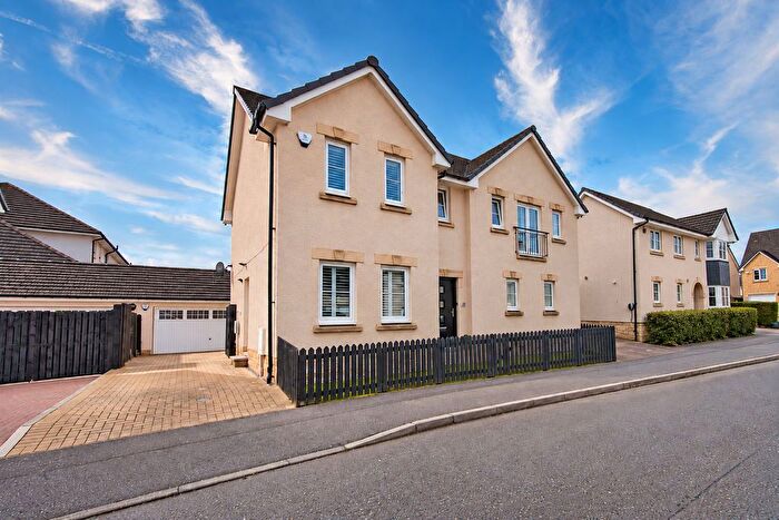 5 Bedroom Detached House For Sale In Saw Mill Terrace, Bonnyrigg, EH19