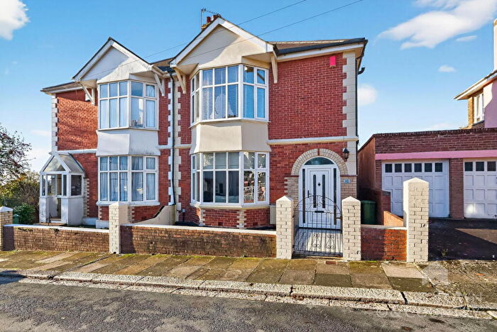 3 Bedroom Semi Detached House For Sale In Cedarcroft Road, Beacon Park, Plymouth, PL2