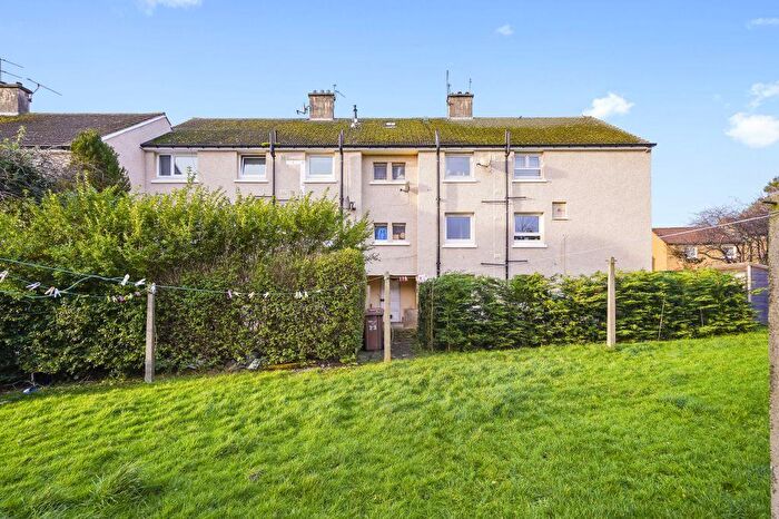 2 Bedroom Flat To Rent In , Firrhill Drive, Edinburgh, EH13