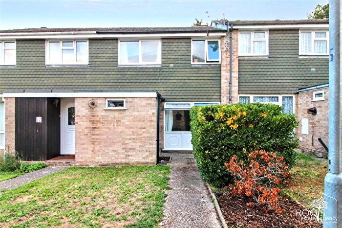3 Bedroom Terraced House For Sale In Wordsworth Road, Thatcham, Berkshire, RG18