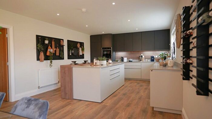 5 Bedroom Detached House For Sale In Underbarrow Road, Kendal, LA9