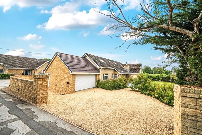 5 Bedroom Detached House For Sale In Corsham Road, Whitley, SN12