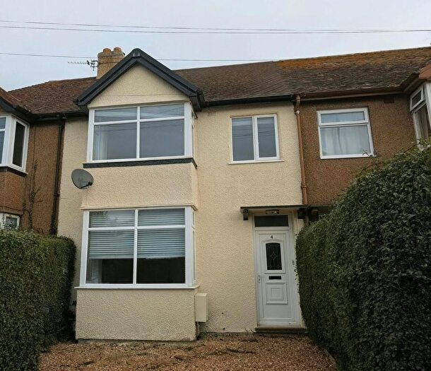 4 Bedroom Terraced House To Rent In Vale Road, Llandudno Junction, LL31