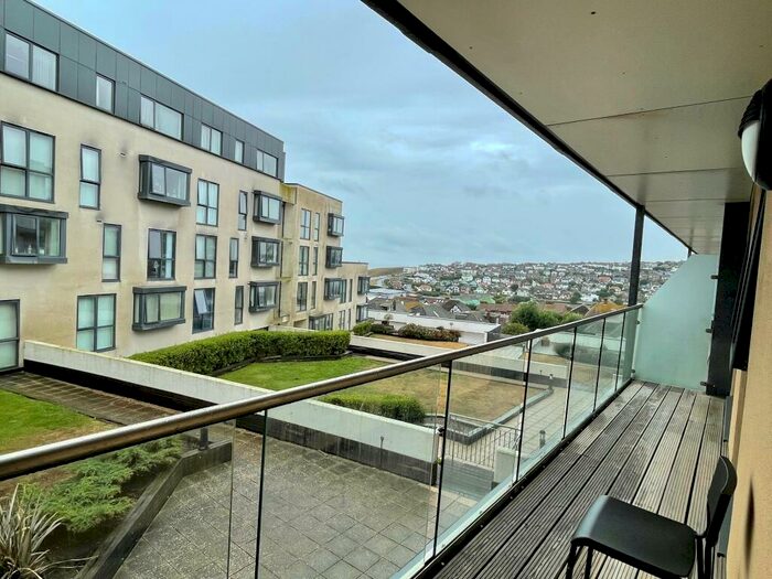 2 Bedroom Apartment To Rent In Ionian Heights, Saltdean, BN2