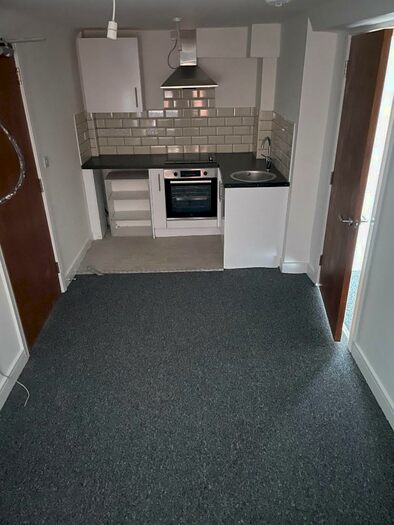 1 Bedroom Apartment To Rent In [F-] A Rockstone Lane, Southampton, Hampshire, SO14