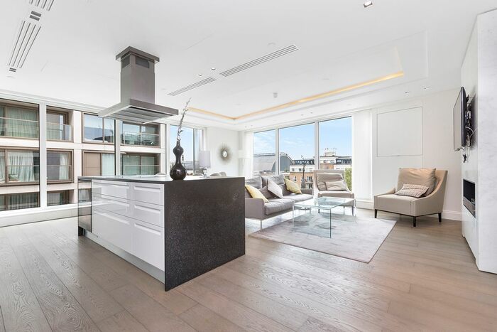 3 Bedroom Flat To Rent In High Street Kensington, Charles House, London, W14