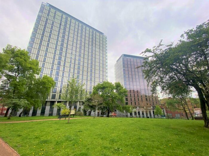 3 Bedroom Apartment To Rent In Aspin Lane Manchester, M4