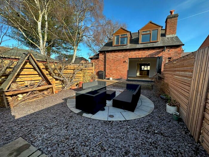 4 Bedroom House To Rent In Castledine Avenue, Quorn, Leics, LE12