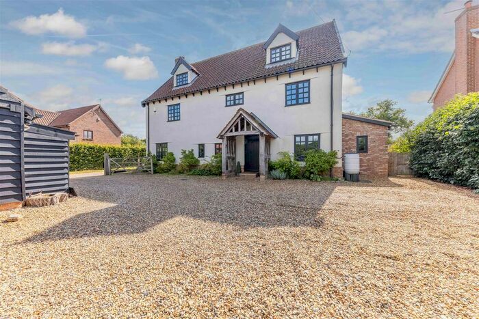 6 Bedroom Detached House For Sale In Banham Road, Kenninghall, Norwich, NR16