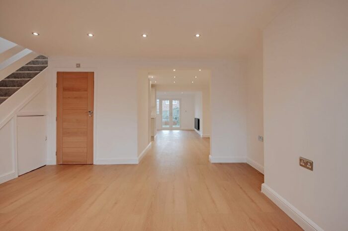 3 Bedroom Semi Detached House For Sale In Spring Crofts, Bushey, WD23