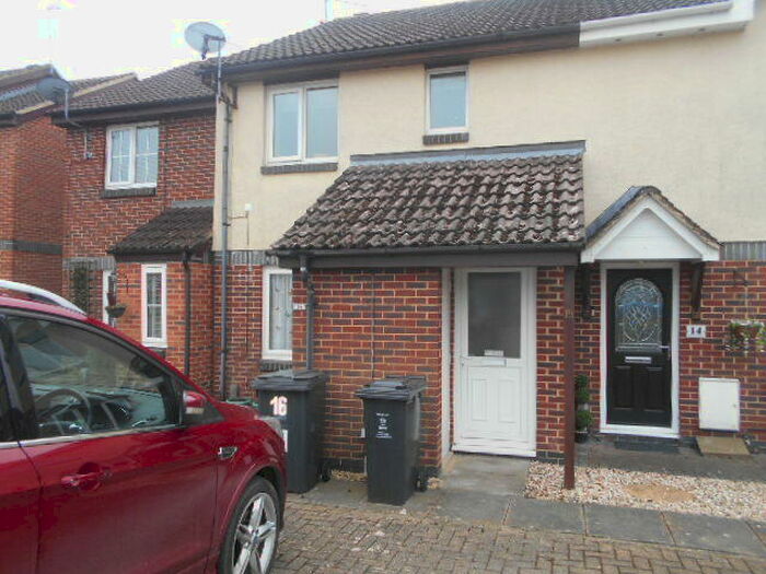 1 Bedroom Flat To Rent In Harvester Close, Swindon, Wiltshire, SN5
