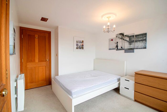 2 Bedroom Flat To Rent In Little Neville Street, Leeds, LS1