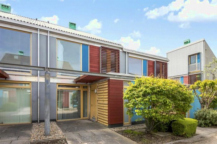 3 Bedroom Terraced House To Rent In Hop Street, Greenwich, SE10