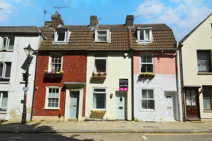 2 Bedroom Property To Rent In Mill Road, Gillingham, ME7