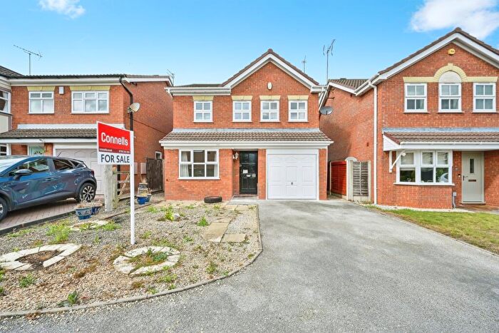 3 Bedroom Detached House For Sale In Gunnell Close, Stafford, ST16
