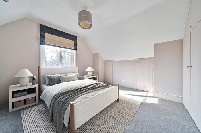 2 Bedroom Detached House To Rent In Leatherhead Road, Oxshott, KT22