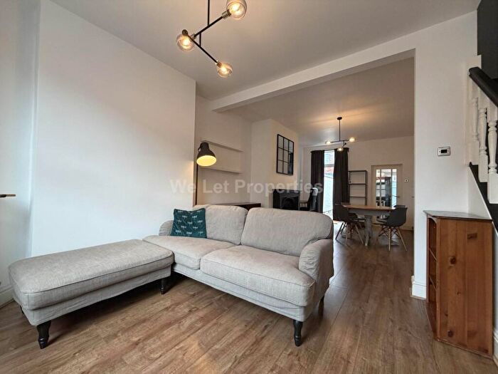 2 Bedroom House To Rent In Kenwyn Street, Miles Platting, M40