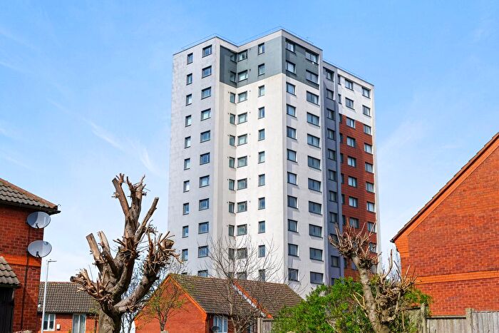 3 Bedroom Flat To Rent In Church Road, Liverpool, L22