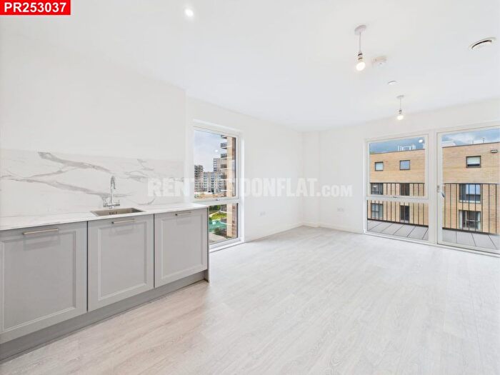 2 Bedroom Flat To Rent In Donovan Way, Harrow, HA1