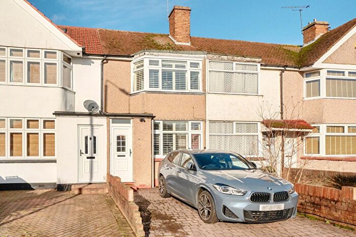 2 Bedroom Terraced House For Sale In Sherwood Park Avenue, Sidcup, DA15