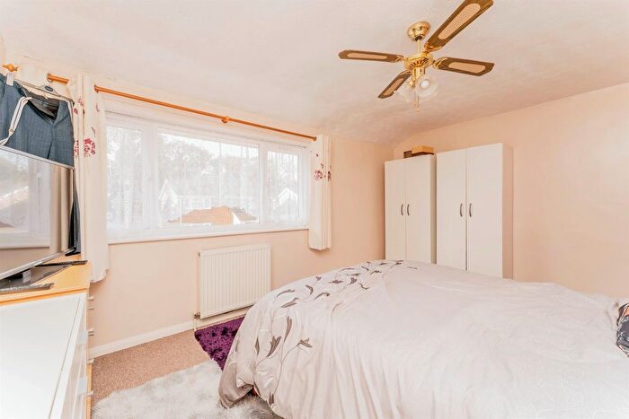 2 Bedroom Semi-Detached House For Sale In Blackfriars, Rushden, NN10