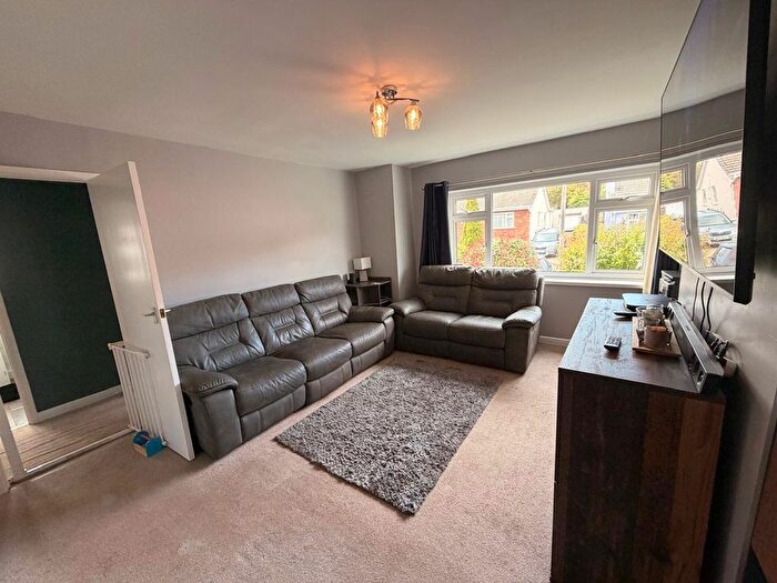 2 Bedroom Flat To Rent In Churston Way, Brixham, TQ5