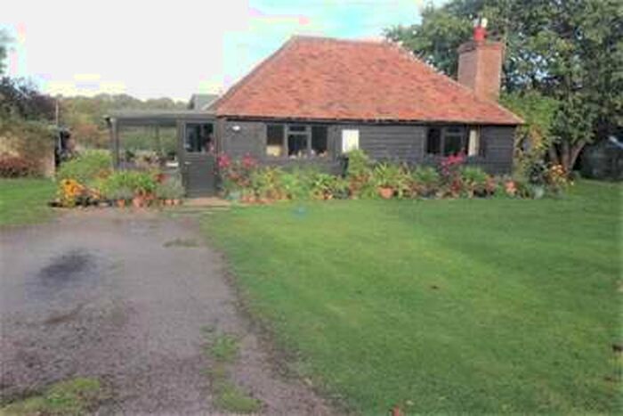 2 Bedroom Detached House To Rent In Pluckley, Kent, TN27