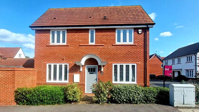 3 Bedroom Detached House For Sale In Porthcawl Drive, Binfield, Bracknell, Berkshire, RG42