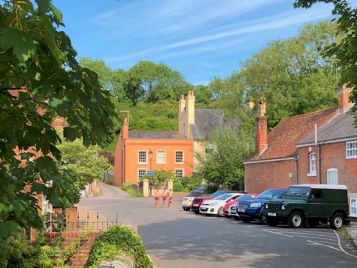 4 Bedroom Semi-Detached House To Rent In Wharf Hill, Winchester, SO23