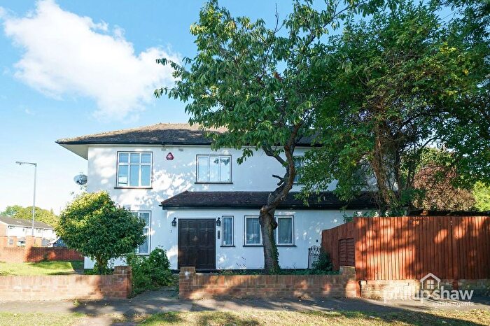 5 Bedroom Detached House To Rent In Lansdowne Road, Stanmore, HA7