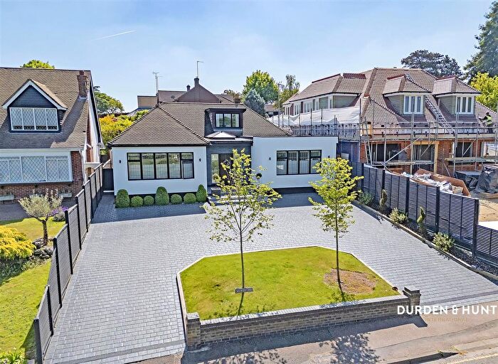 4 Bedroom Detached House For Sale In Nursery Road, Loughton, IG10