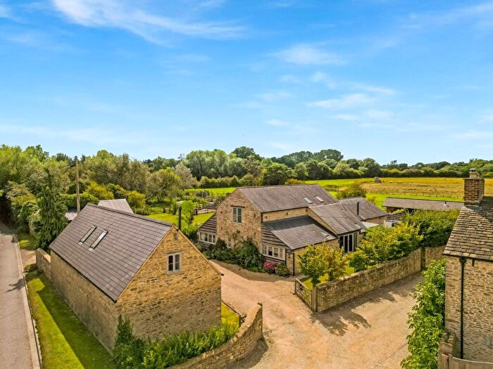 4 Bedroom Detached House For Sale In North End, Ashton Keynes, Swindon, Wiltshire, SN6