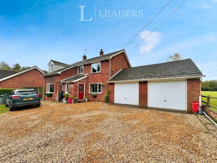 4 Bedroom Detached House To Rent In Shorthorn Road, NR10