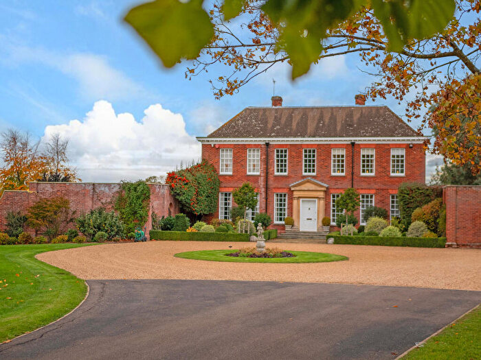 8 Bedroom Detached House For Sale In An Exceptional Georgian-Style Country Estate | Bedfordshire, MK45