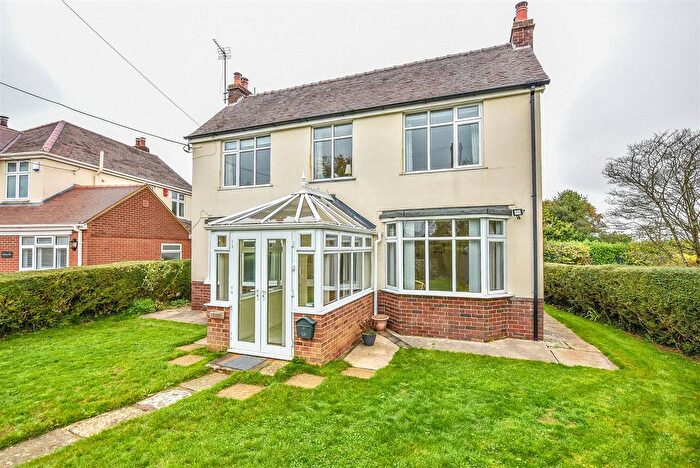 4 Bedroom Detached House For Sale In Taits Hill, Stinchcombe, GL11
