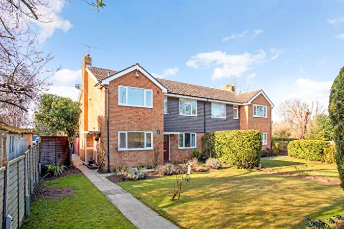 2 Bedroom Flat To Rent In London Road Guildford, GU1